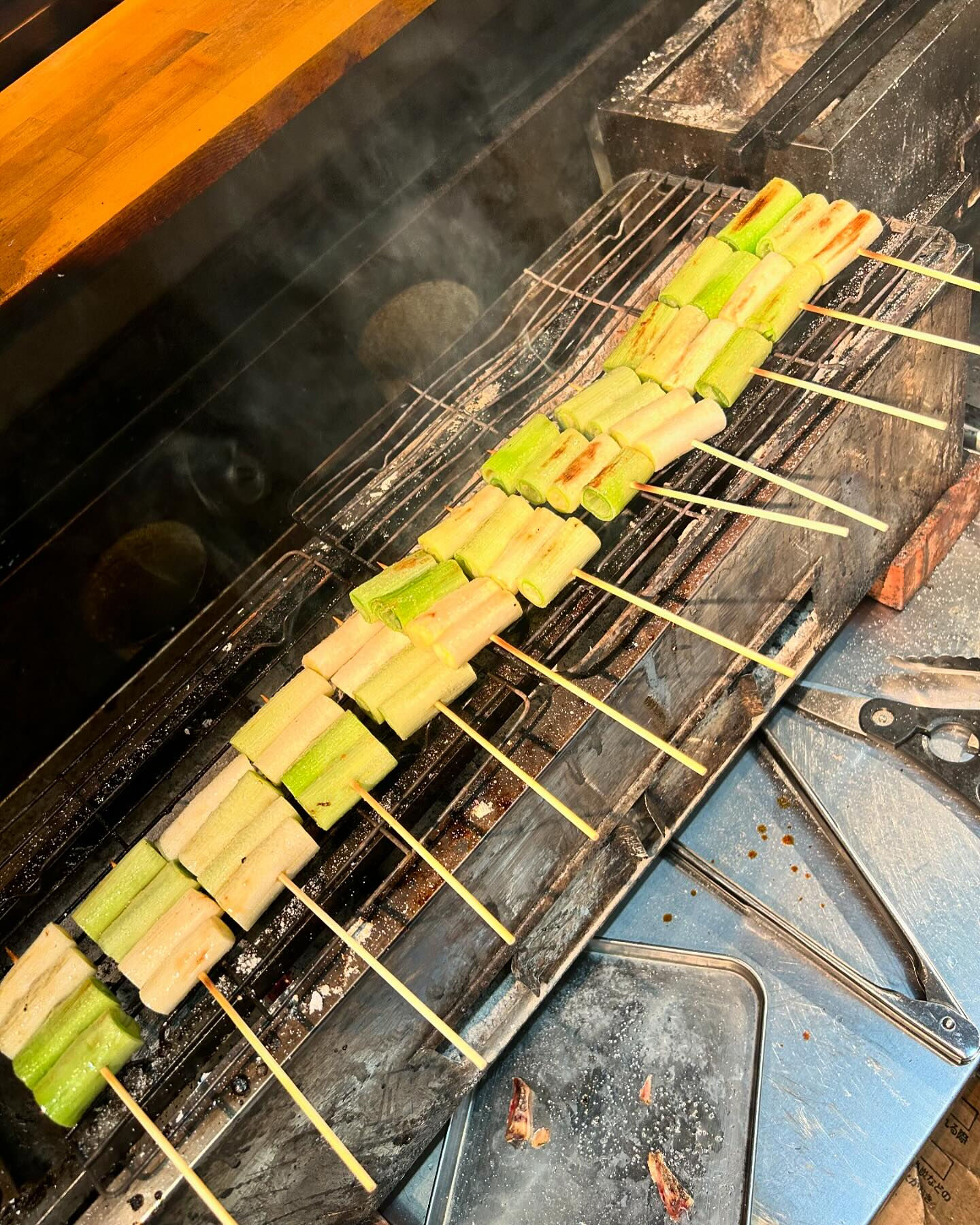 【炭火で焼いた野菜】