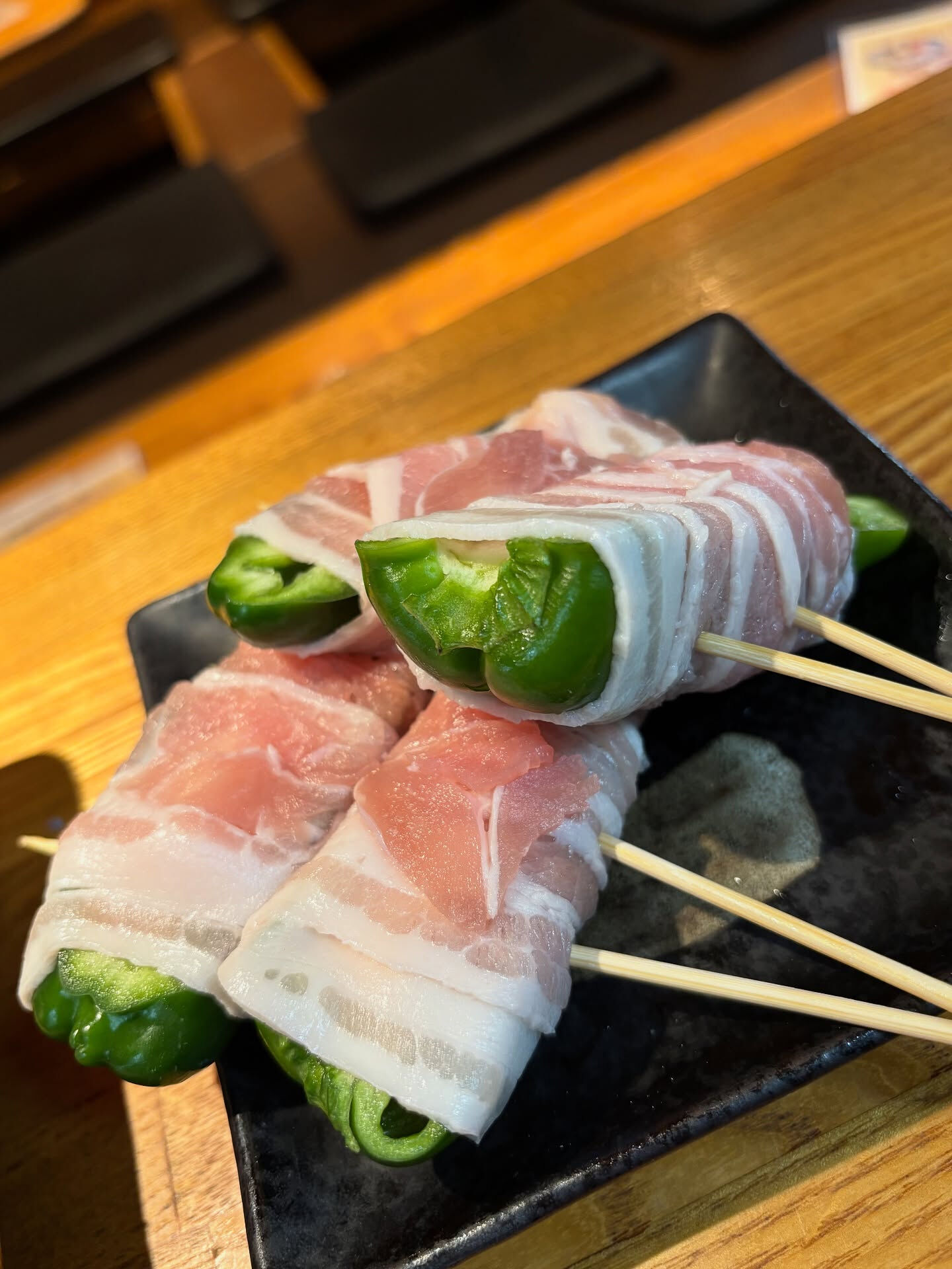 【朝から巻き巻きターイム🐷🫑】