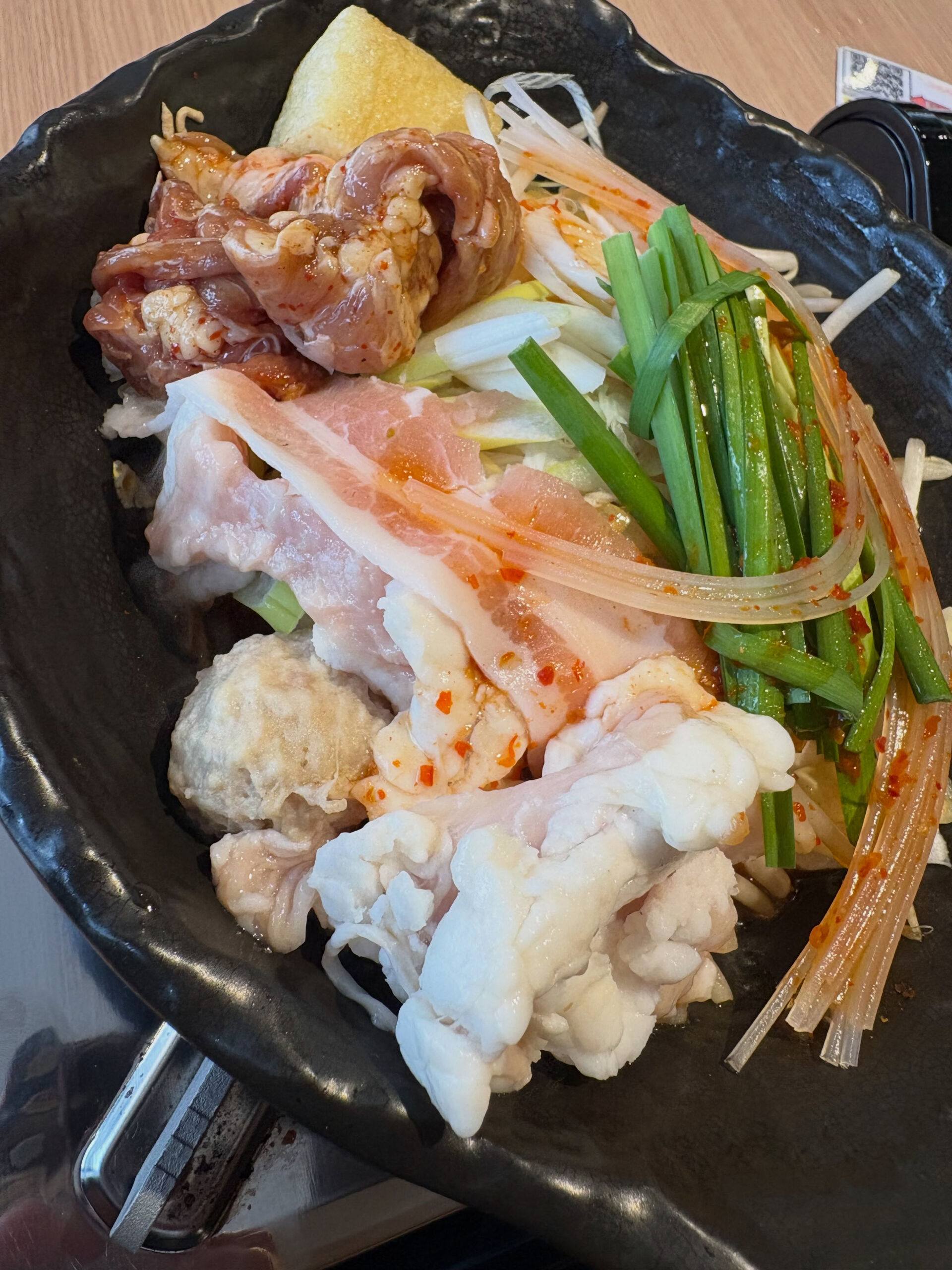 【今日のランチは赤から😏】